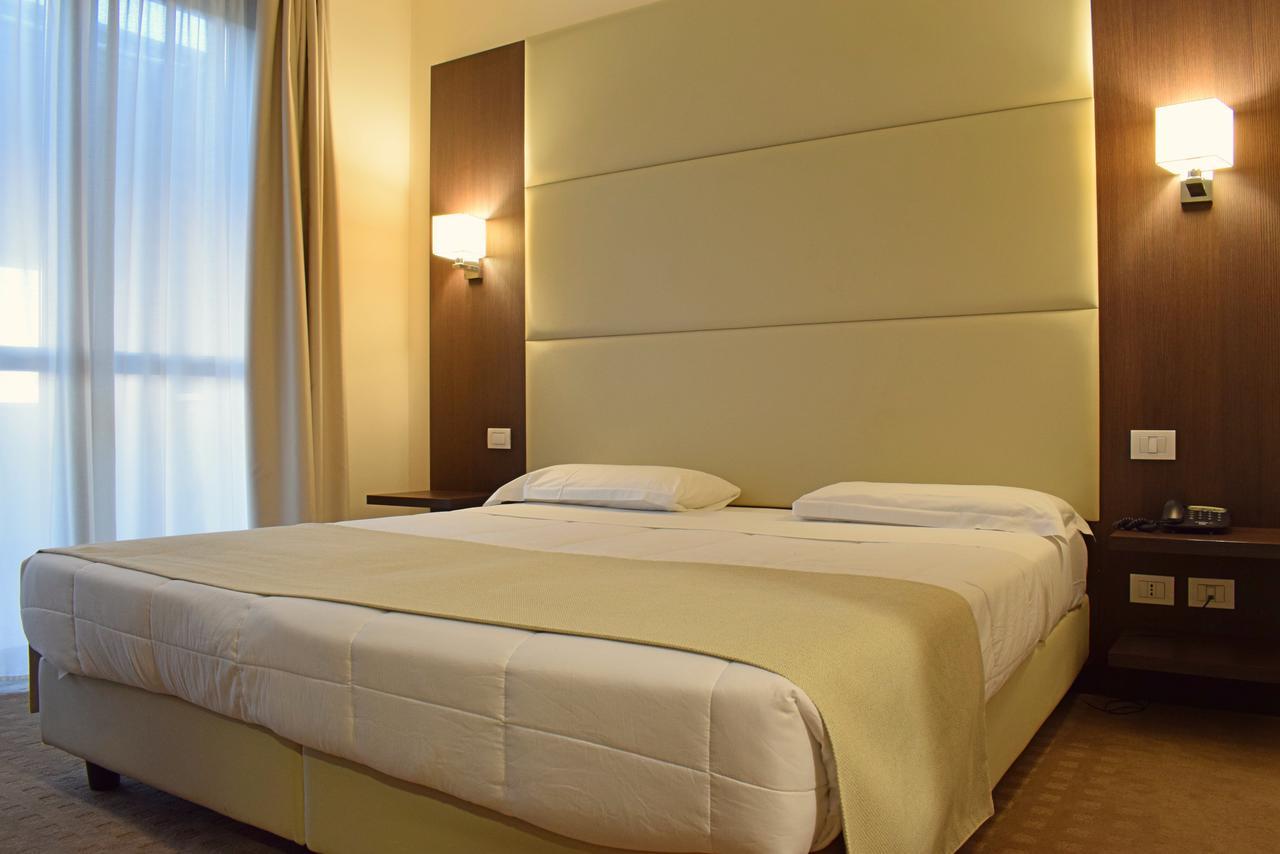 Palace Inn Rome Fiano Fiano Romano Esterno foto
